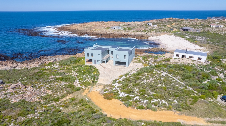 4 Bedroom Property for Sale in Sunny Seas Estate Western Cape